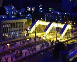 One more thing about the model that its lighting changes every 13 minutes as the change in daylight. At night time model is illuminated with 800 thous